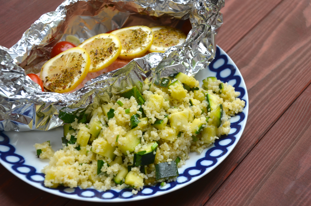 Ofenlachs mit Bulger und Gemüse